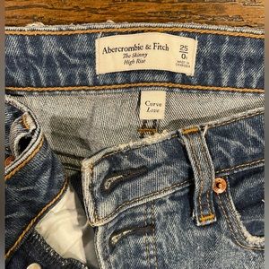 Abercrombie & Fitch Curve Love High Rise Skinny Jeans